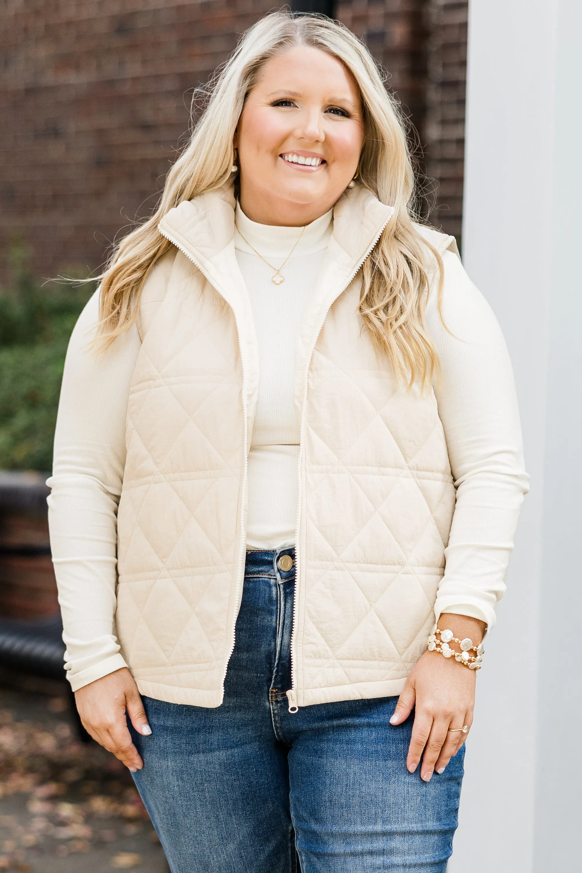 Comfort Cutie Vest, Cream