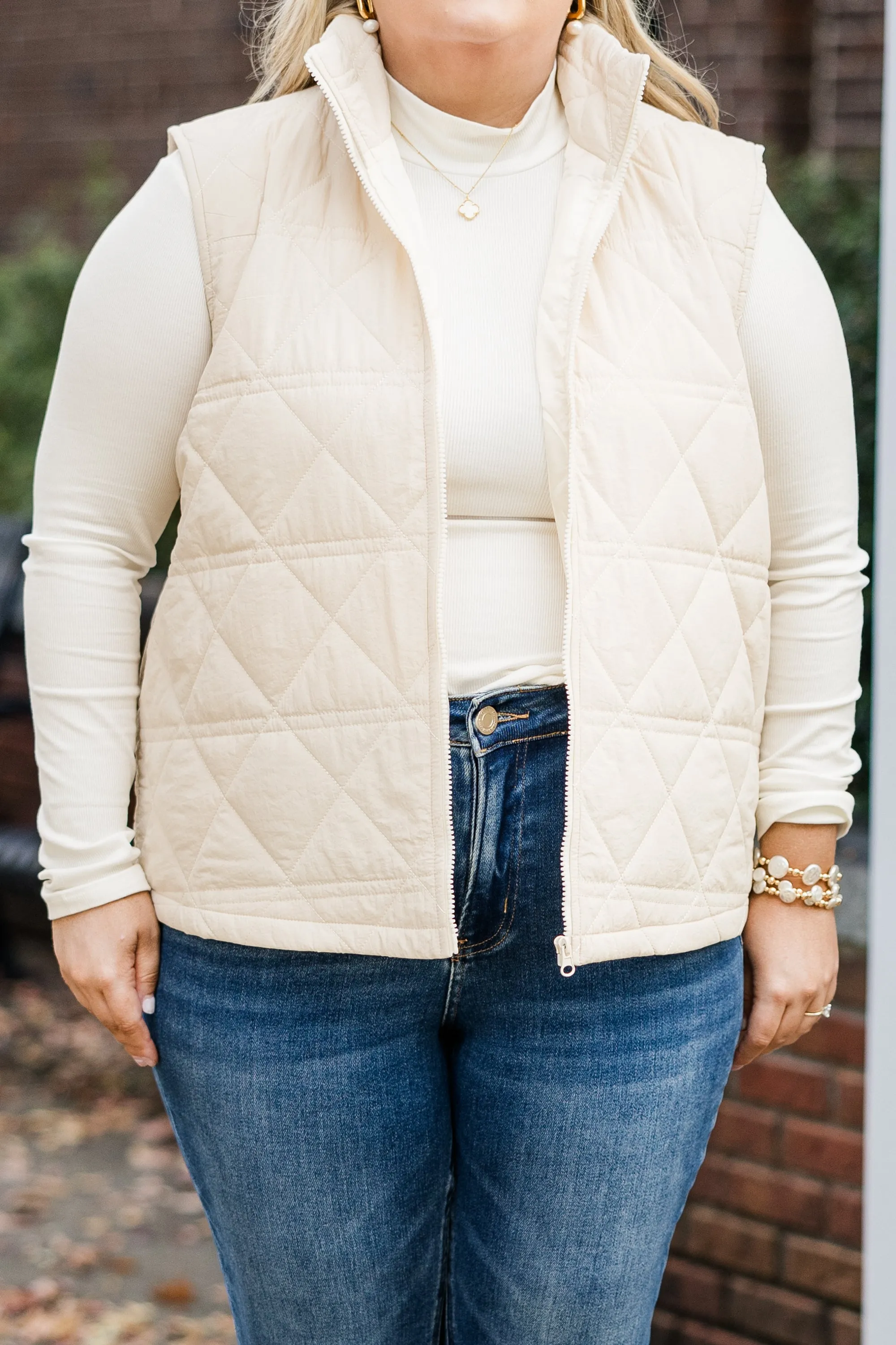Comfort Cutie Vest, Cream