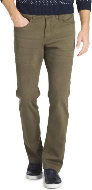 IZOD Men's Relaxed Fit Comfort Stretch Denim Jeans