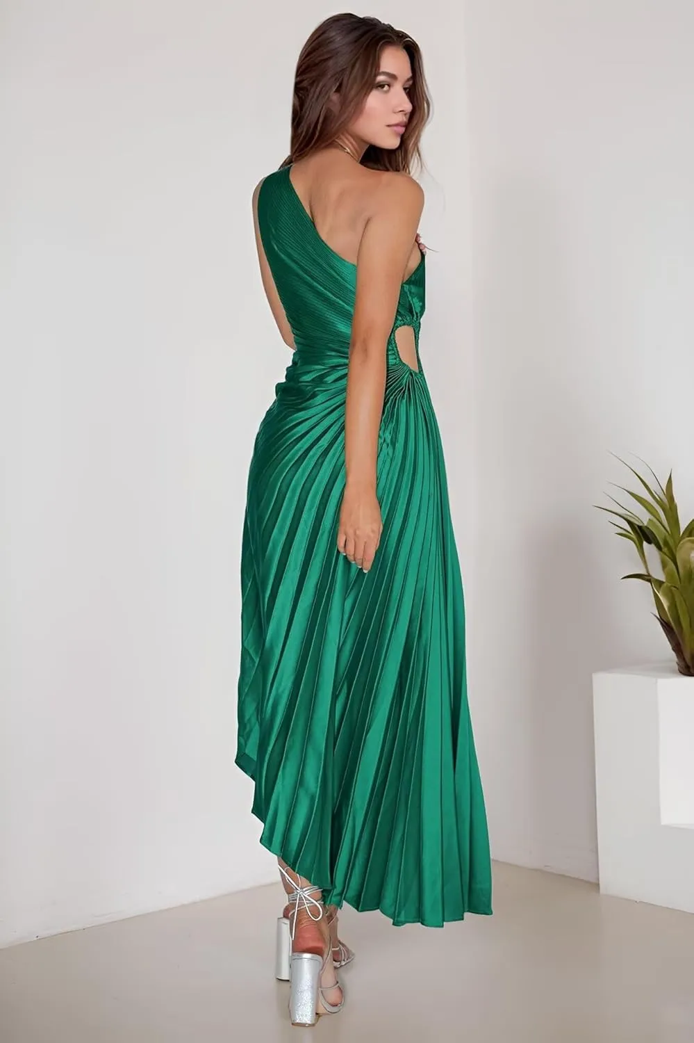 Long One Shoulder Prom Dresses for Teens Ruched Satin Pleated Formal Evening Dresses Sexy Cutout Party Gowns DR0640