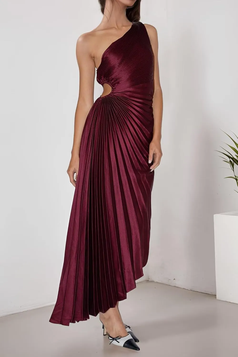 Long One Shoulder Prom Dresses for Teens Ruched Satin Pleated Formal Evening Dresses Sexy Cutout Party Gowns DR0640