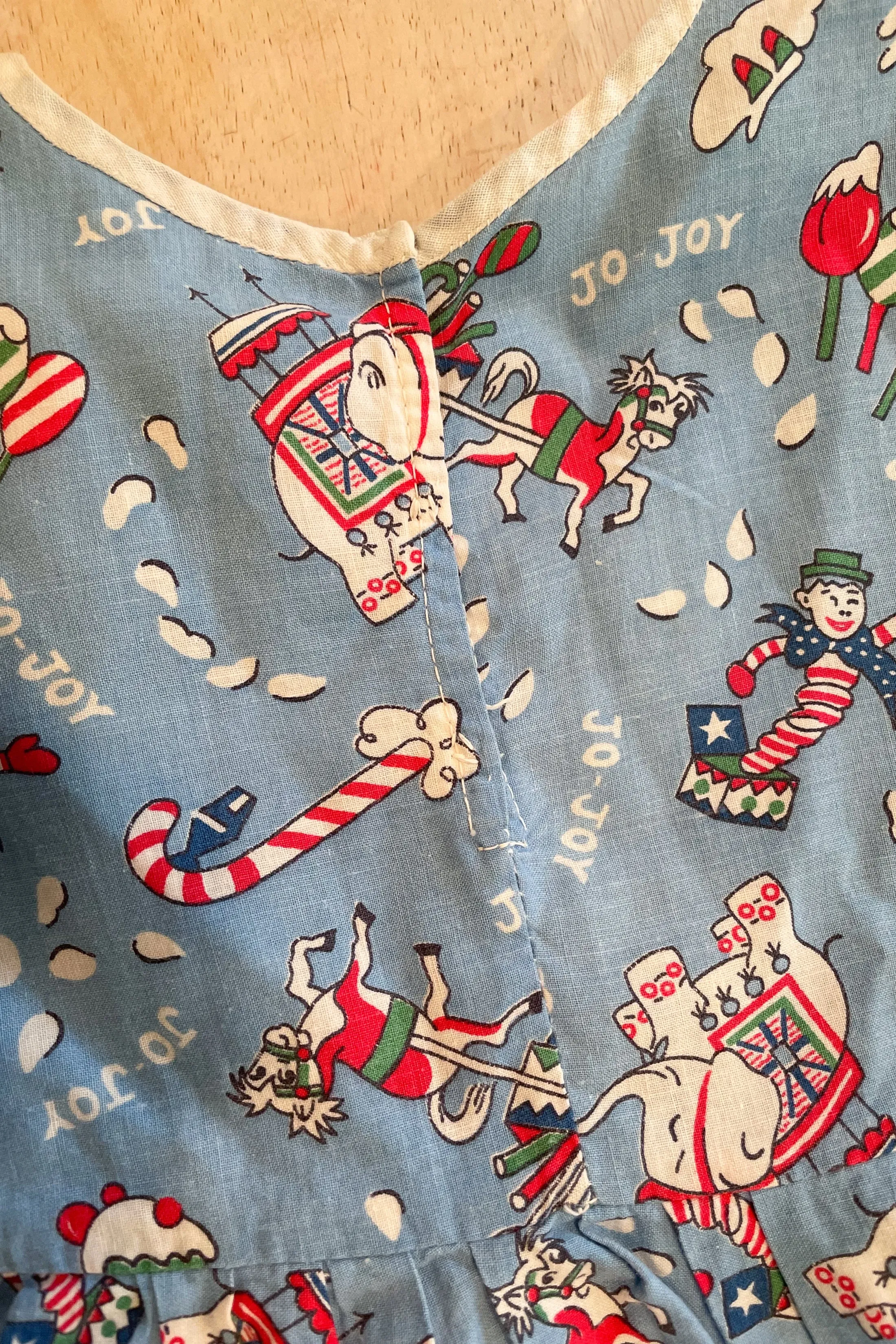 Vintage 50s Little Girls Christmas Dress, Novelty Print