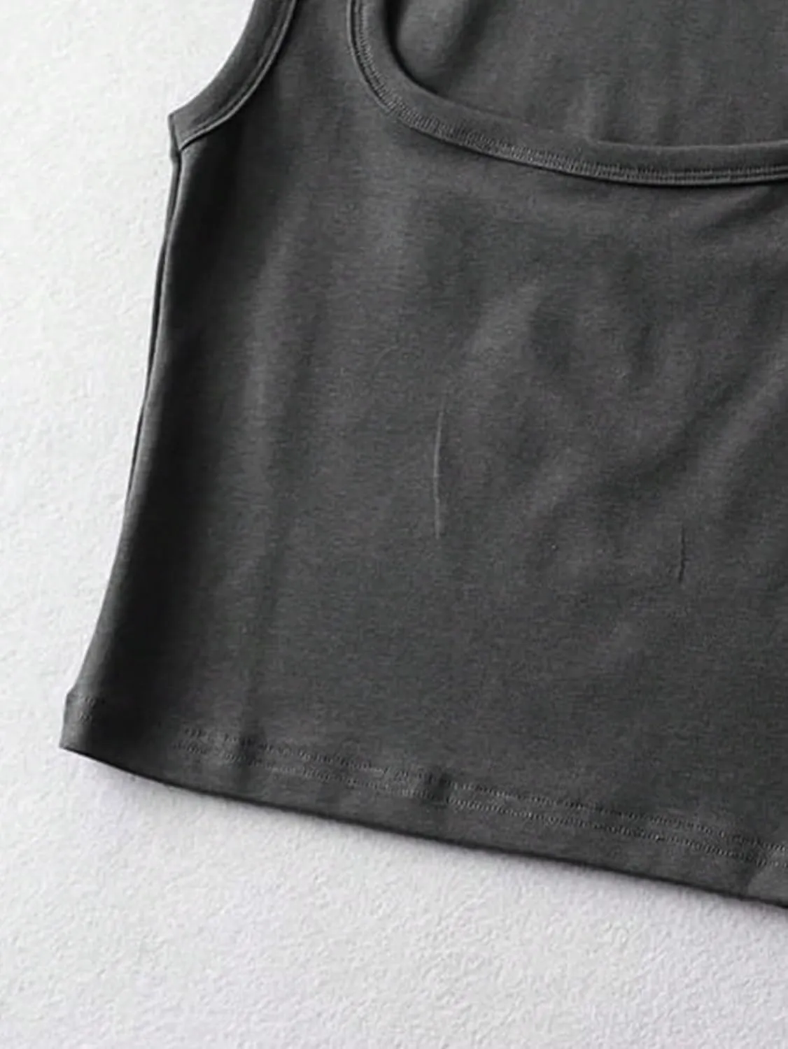 Womens Sleeveless Camisole Tank Tops Blouse Scoopneck Solid Color Slimming Fit Tank Tops